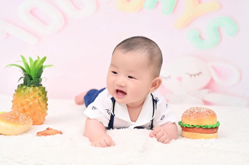 汉中宝宝为什么喜欢趴着睡 汉中宝宝为什么喜欢趴着睡